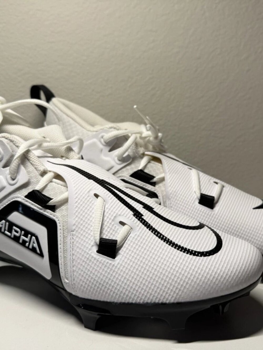 Nike Alpha Menace Pro 3 Mid Football Cleats White Size 10.5  CT6649-100